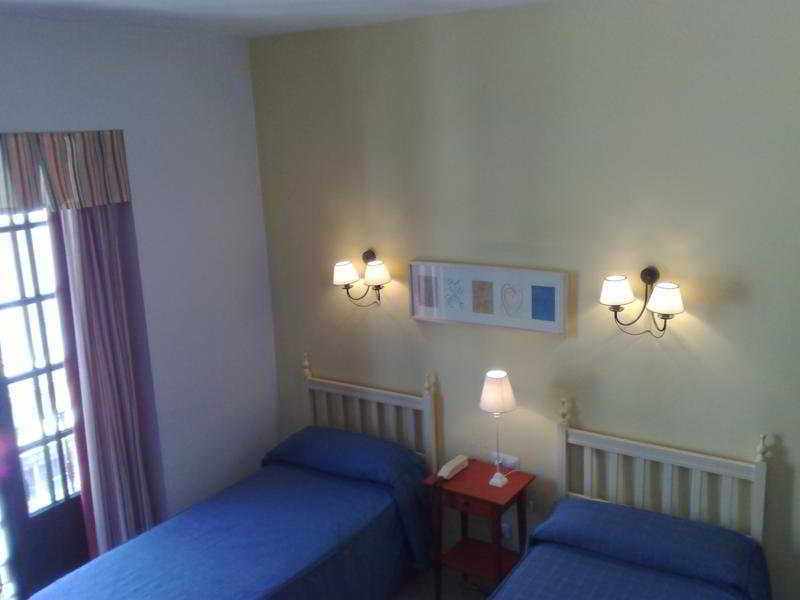 Hotel Londres Sevilla Pokoj fotografie